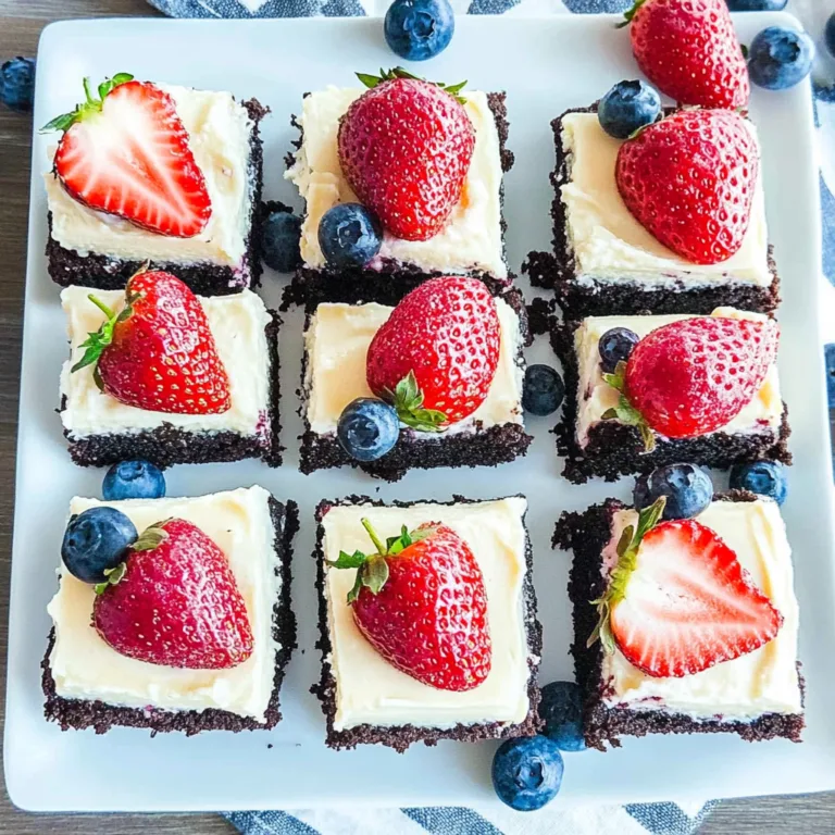 Irresistible Strawberry and Blueberry Oreo Bars Recipe