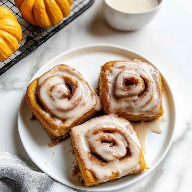 Irresistible Pumpkin Cinnamon Rolls for Cozy Mornings